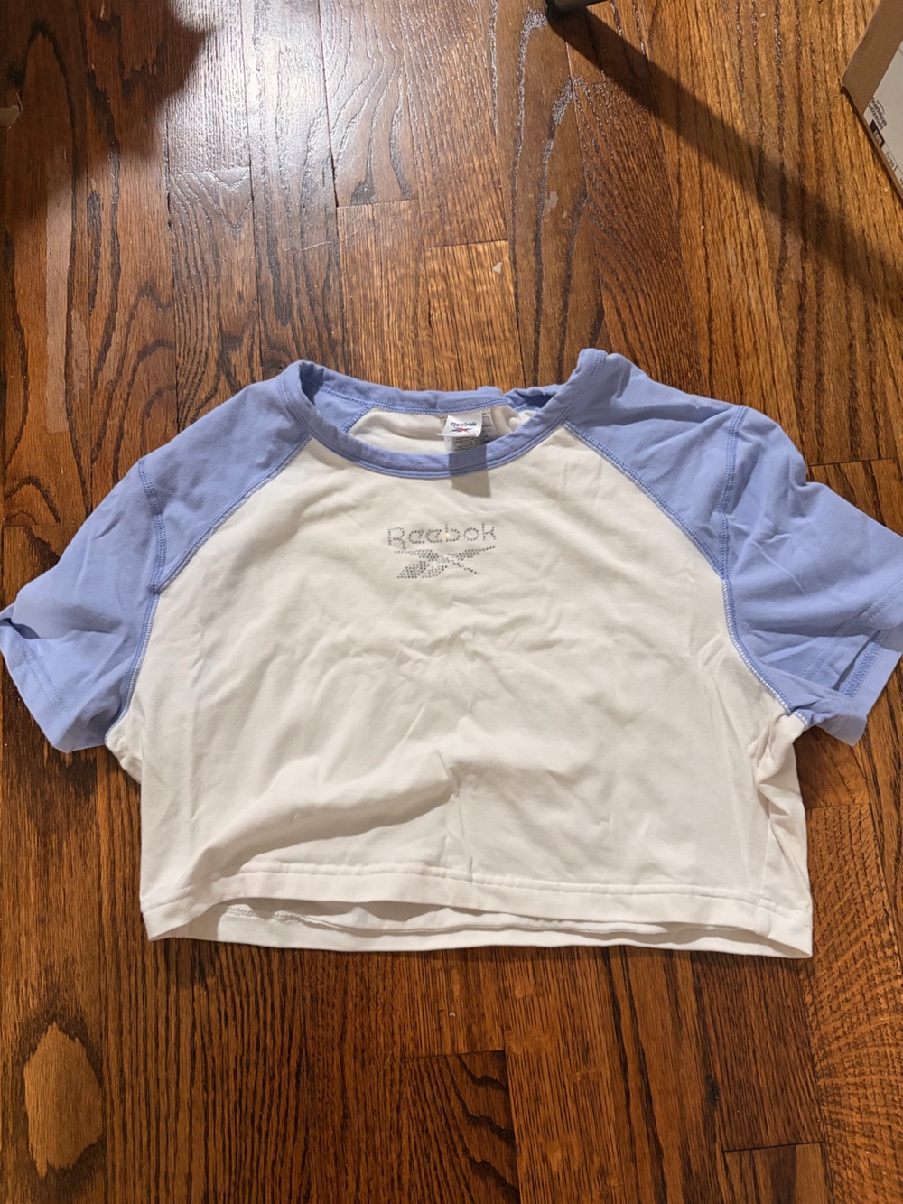 Reebok Babydoll White Crop Tee with periwinkle Sleeves - Large